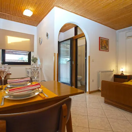 Apartment Ozren 311
