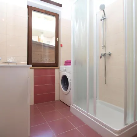 Ozren 311 Apartment